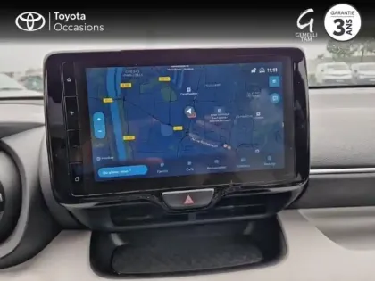 Photo 14 Toyota Yaris  116h Iconic 5p MY22