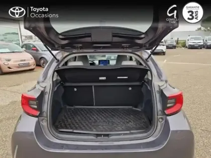 Photo 9 Toyota Yaris  116h Iconic 5p MY22