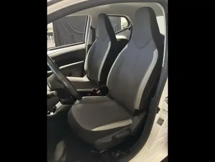 Photo 14 Toyota Aygo  1.0 VVT-i 72ch x-play 5p MY21