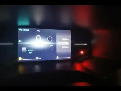 Photo 10 Renault Clio  1.0 TCe 90ch Techno - 24