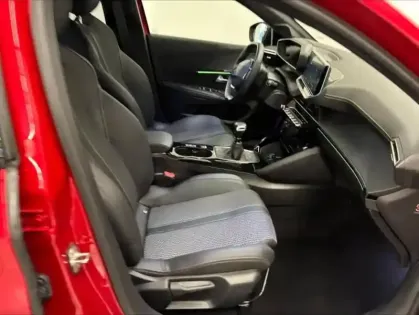 Photo 11 Peugeot 208  1.2 PureTech 100ch S&S GT