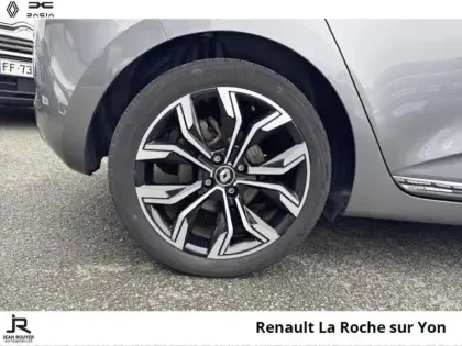 Photo 7 Renault Clio  1.6 E-Tech hybride 145ch Techno