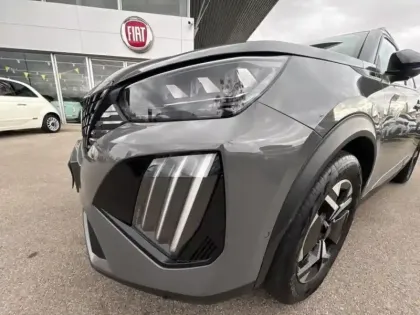 Photo 11 Peugeot 2008  1.2 Hybrid 145ch GT e-DCS6