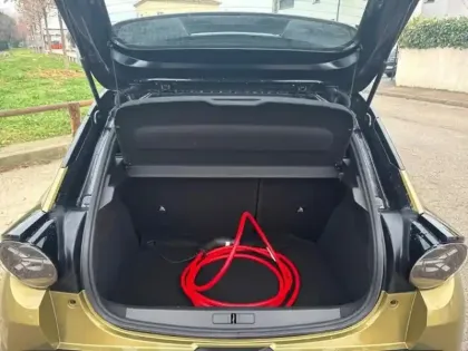 Photo 5 Lancia Ypsilon  Elettrica 156ch 51kWh