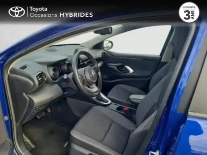 Photo 10 Toyota Yaris  116h Design 5p MC24