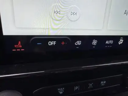 Photo 14 Ford Custom Gén. II Ph1 Sport 1