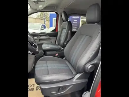 Photo 11 Ford Custom Gén. II Ph1 Sport 1