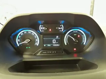 Photo 9 Peugeot Partner E- FOURGON M 800 KG 136 CH BATTERIE 50 KWH