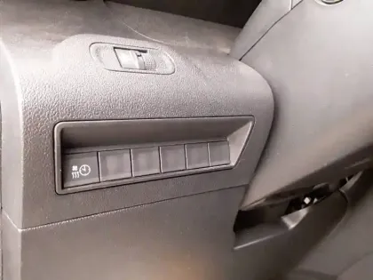 Photo 23 Peugeot Partner E- FOURGON M 800 KG 136 CH BATTERIE 50 KWH