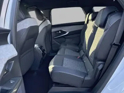 Photo 11 Peugeot 5008  Hybrid 145 e-DCS6