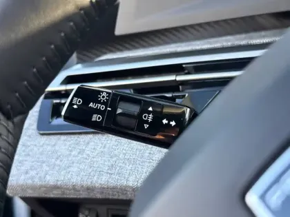 Photo 22 Peugeot 5008  Hybrid 145 e-DCS6