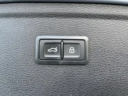 Photo 40 Audi Q5  40 TDI 204 S tronic 7 Quattro