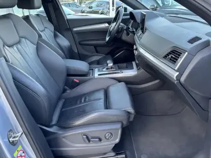 Photo 41 Audi Q5  40 TDI 204 S tronic 7 Quattro