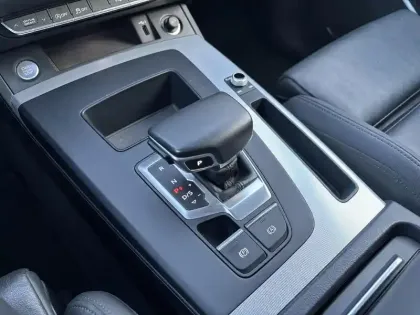 Photo 23 Audi Q5  40 TDI 204 S tronic 7 Quattro