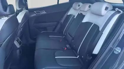 Photo 10 Kia Sportage  Hybride 239 ch BVA6