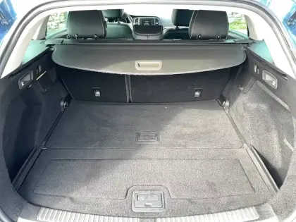 Photo 48 Renault Megane Mégane IV Estate TCe 160 Energy EDC