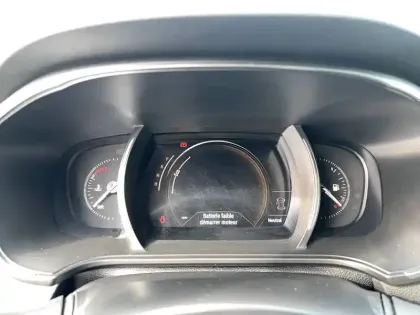 Photo 41 Renault Megane Mégane IV Estate TCe 160 Energy EDC