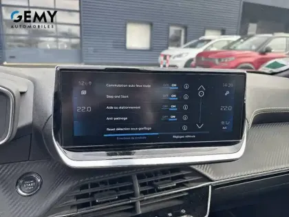 Photo 23 Peugeot 2008  BlueHDi 100 S&S BVM6