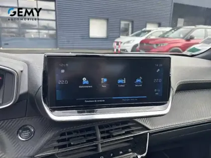 Photo 24 Peugeot 2008  BlueHDi 100 S&S BVM6