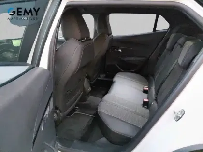 Photo 9 Peugeot 2008  PureTech 130 S&S EAT8