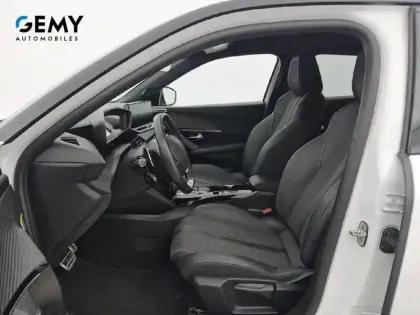 Photo 46 Peugeot 2008  PureTech 130 S&S EAT8