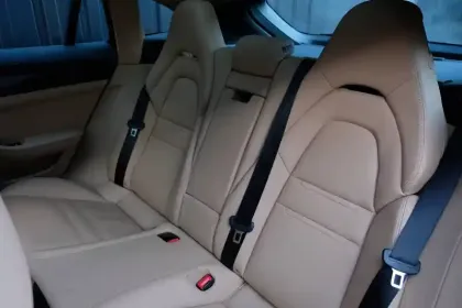 Photo 12 Porsche Panamera  4 V6 3.0 462 PDK