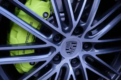 Photo 10 Porsche Panamera  4 V6 3.0 462 PDK