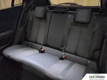 Photo 19 Peugeot 2008  Electrique 136 ch