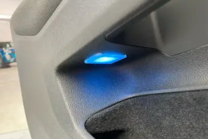 Photo 53 Volkswagen Golf  2.0 TDI SCR 115 DSG7