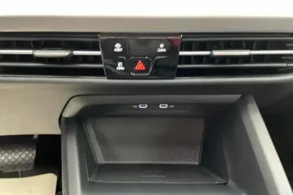 Photo 48 Volkswagen Golf  2.0 TDI SCR 115 DSG7