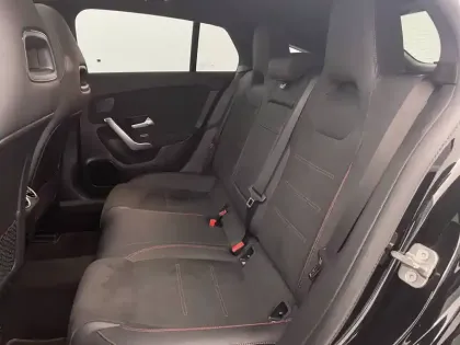 Photo 15 Mercedes CLA  Shooting Brake 250 e Hybrid EQ 8G-DCT