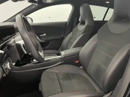 Photo 14 Mercedes CLA  Shooting Brake 250 e Hybrid EQ 8G-DCT