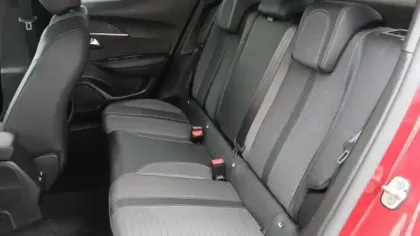 Photo 10 Peugeot 2008  PureTech 100 S&S BVM6