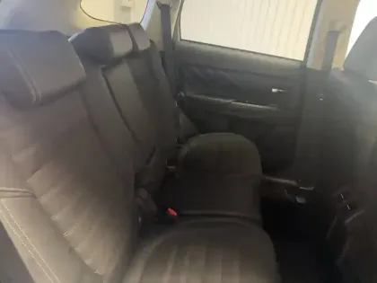 Photo 23 Mitsubishi Outlander  2.4l PHEV Twin Motor 4WD