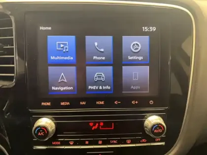 Photo 33 Mitsubishi Outlander  2.4l PHEV Twin Motor 4WD