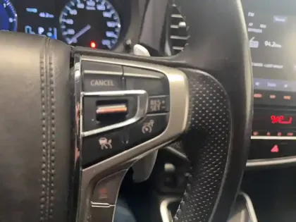 Photo 31 Mitsubishi Outlander  2.4l PHEV Twin Motor 4WD