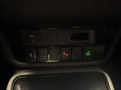 Photo 34 Mitsubishi Outlander  2.4l PHEV Twin Motor 4WD