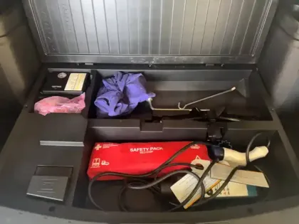 Photo 16 Mitsubishi Outlander  2.4l PHEV Twin Motor 4WD