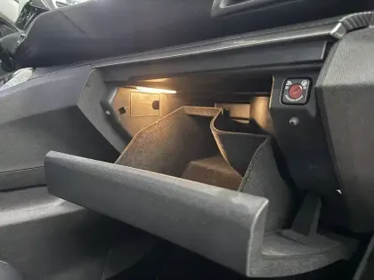 Photo 22 Peugeot 3008  Hybrid 225 e-EAT8