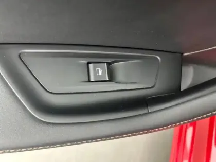 Photo 18 Peugeot 508  Hybrid 225 e-EAT8