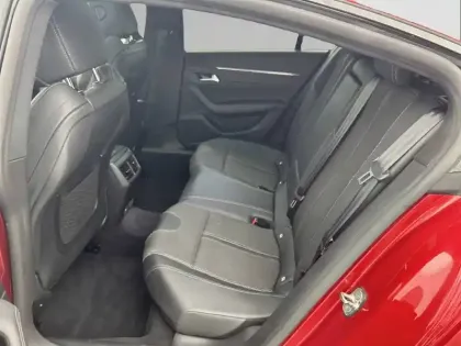 Photo 11 Peugeot 508  Hybrid 225 e-EAT8