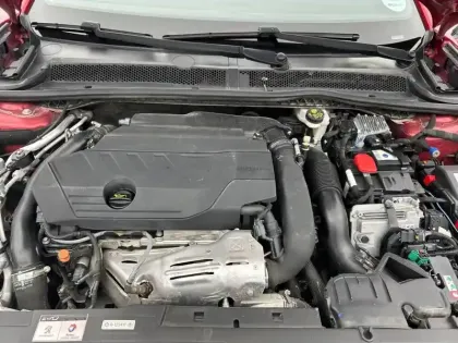 Photo 33 Peugeot 508  Hybrid 225 e-EAT8