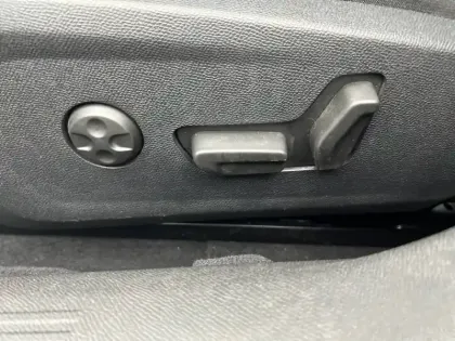 Photo 21 Peugeot 508  Hybrid 225 e-EAT8