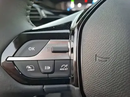 Photo 17 Peugeot 308  SW PureTech 130ch S&S EAT8