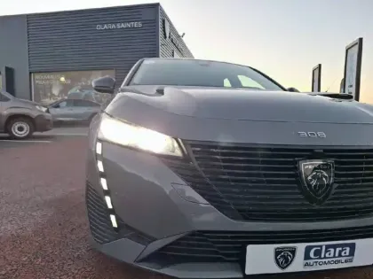 Photo 15 Peugeot 308  SW PureTech 130ch S&S EAT8