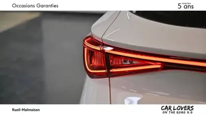 Photo 5 Seat Leon  Sportstourer 1.5 eTSI Hybrid 115 DSG7