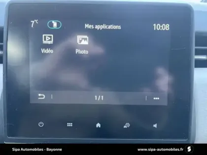 Photo 17 Renault Clio  E-Tech full hybrid 145