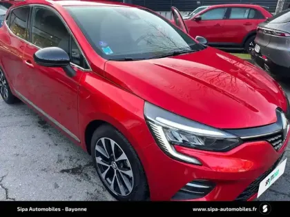 Photo 32 Renault Clio  E-Tech full hybrid 145