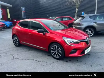 Photo 36 Renault Clio  E-Tech full hybrid 145