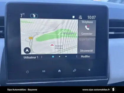 Photo 12 Renault Clio  E-Tech full hybrid 145